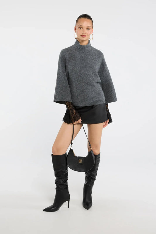 Nelia-Pull Nova Oversize